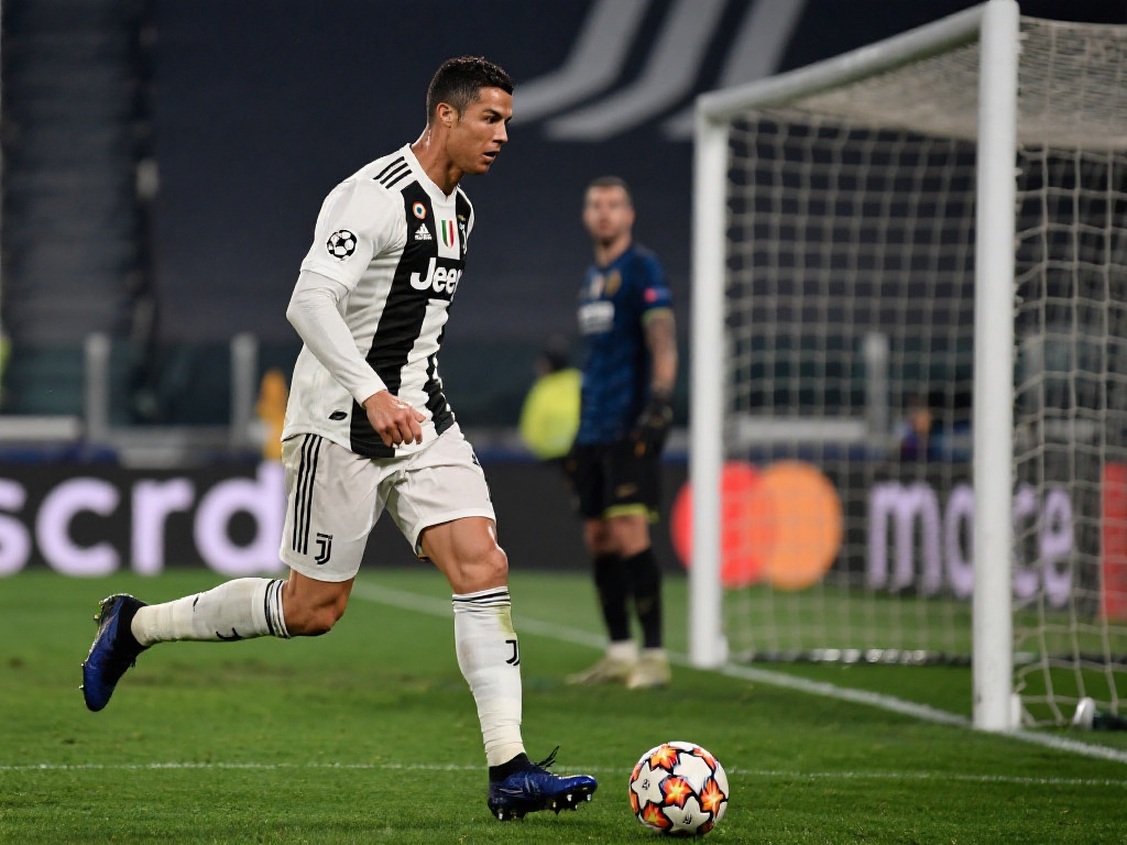 对于国内球 对于国内球